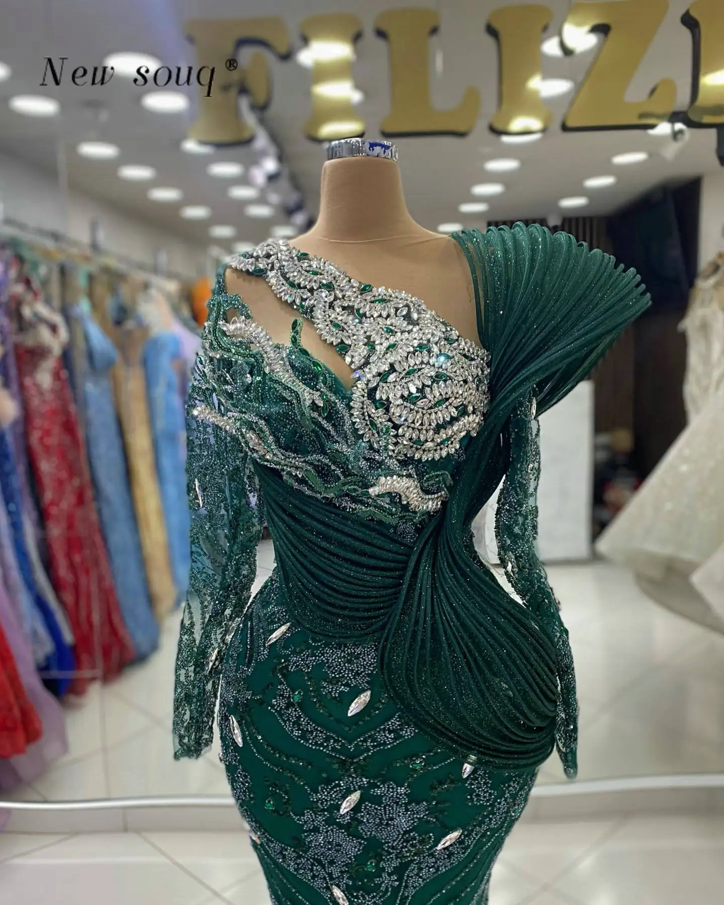 Customized Dark Green Long Sleeves Mermaid Evening Dresses Aso Ebi Crystals Beaded Celebrity Party Gowns Formal Prom Vestidos