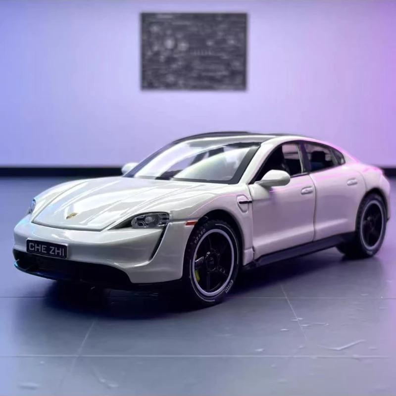 

1:32 Porsches Taycan Coupe, модель спортивного автомобиля из сплава, литая под давлением металлическая игрушечная машина, модель автомобиля, имитация звука и света, детский подарок