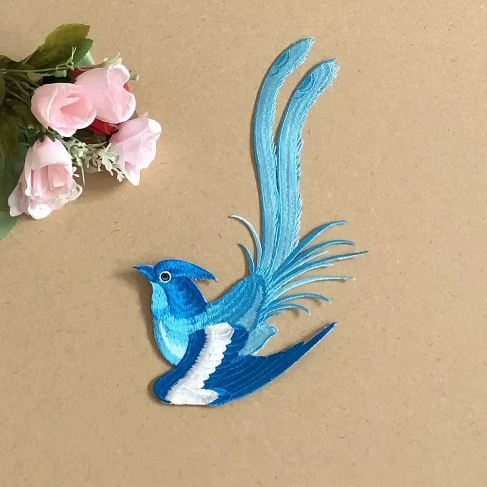 1Pcs Chinese Style Blue Pink Bird Embroidery Patch Applique Iron On Clothing Dress Sticker  Diy Craft  Patches Decora Accessorry