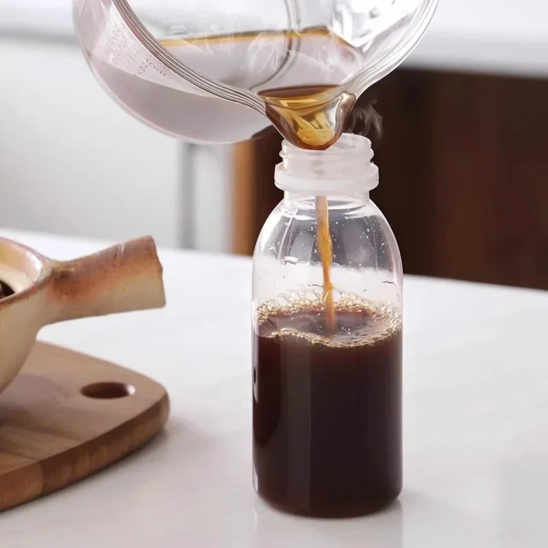 10/5PCS 200ML Transparent Small Plastic Milk Bottles Small Juice Bottles Leakproof Portable Beverage Refillable Bottles Mini