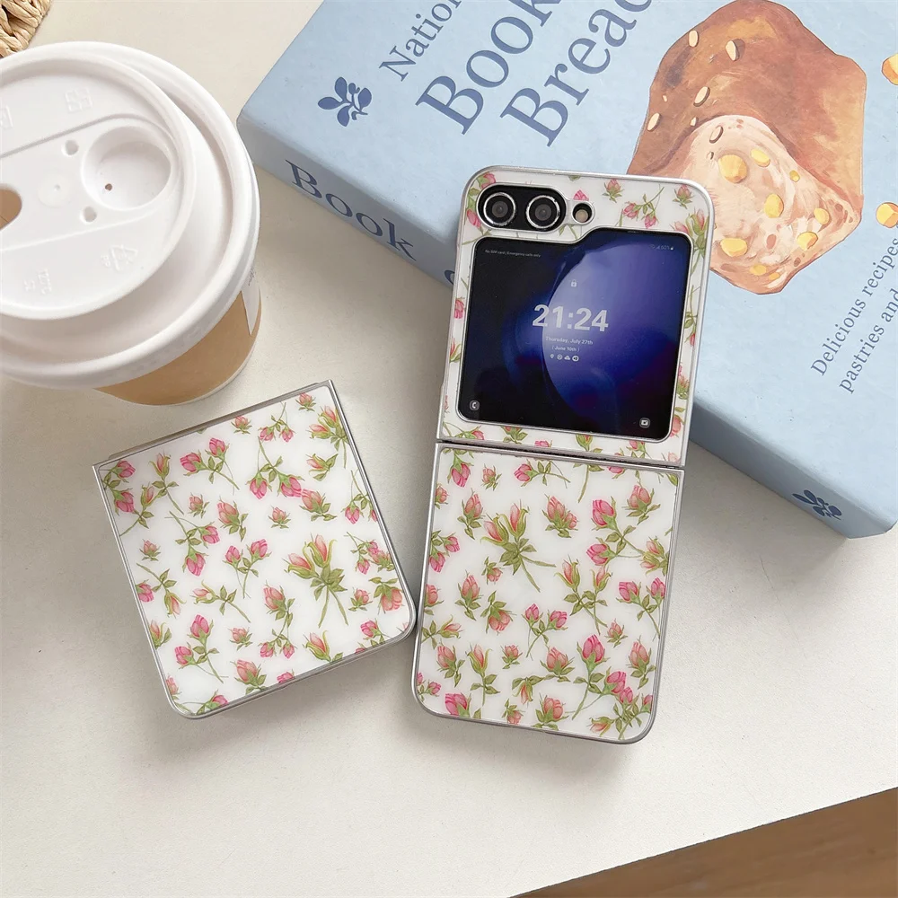 Cute Pink Rose Floral Pattern Phone Case For Samsung Galaxy Z Flip8 Flip7 Flip6 Flip5 Flip4 Flip3 Foldable Shockproof Cover