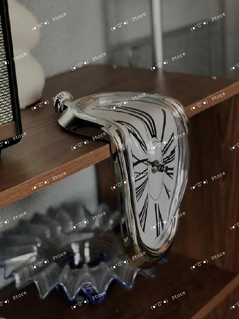 

spanish dali's eternal desktop silent wall clock decoration prop that melts twisted clocks and abstract artistic memories