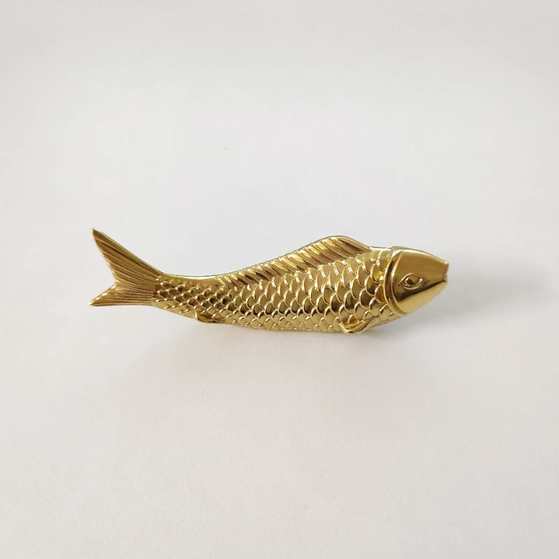 Brass Animal Fish Gold Furniture Door Handle Solid Artistic Surface Kitchen Cabinet Drawer Handle Knob Single Hole Hardware