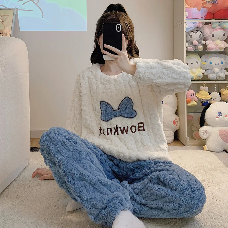 5XL LArge Size Plush Pajamas Women\'s Winter Sweet Bow Two Pieces Loungewear Long-sleeved Pullover Trousers Outside Home Clothes