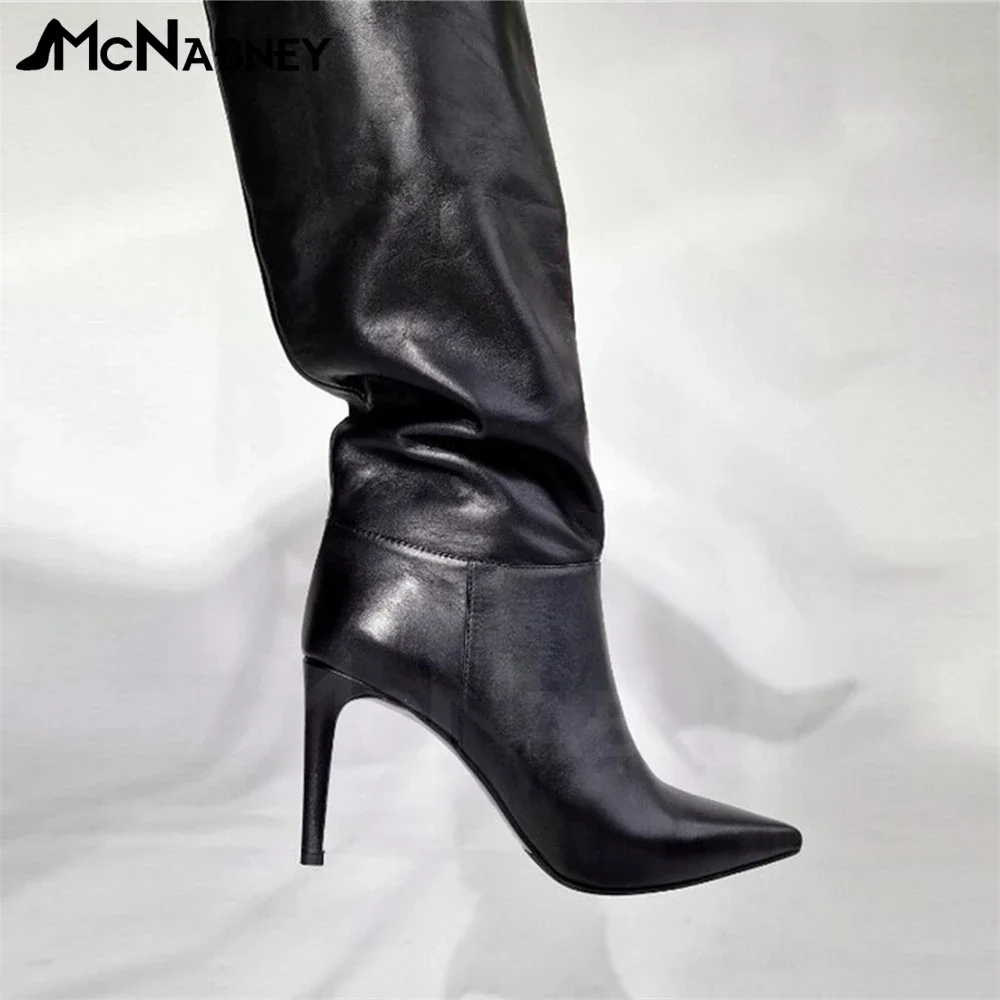 Botas clásicas hasta la rodilla de cuero mate negro para mujer, botas de invierno de estilo de diseñador a la moda, botas de tacón de aguja hechas a mano con punta estrecha