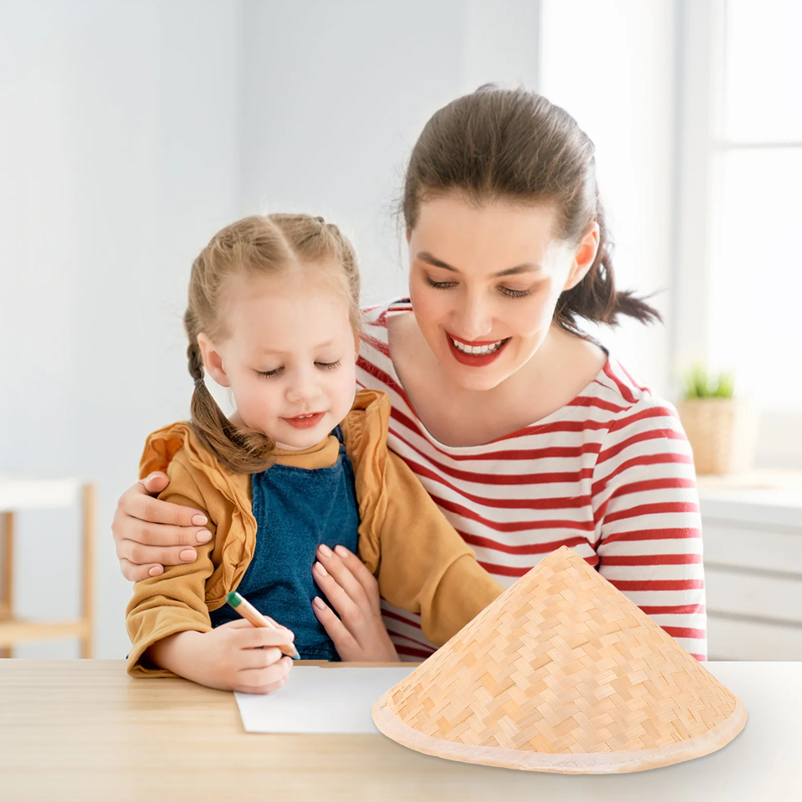 مجموعة قبعات القش المخروطية الآسيوية مكونة من 3 قطع مصنوعة يدويًا للأطفال قبعة ظلة للمشي لمسافات طويلة في الهواء الطلق وصيد الأسماك والحفلات التنكرية