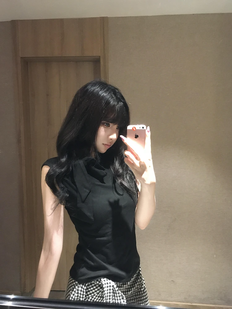 เสื้อกั๊กโบว์ไทผู้หญิงสำหรับฤดูร้อน สไตล์เซ็กซี่แบบอสมมาตร ผ้าฝ้ายผสม ทรงเข้ารูป ใส่ได้ทั้งด้านในและด้านนอก