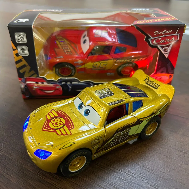 

Disney Toy Story 3 Model Car Lightning Mcqueen Metal Diecast With Lights Inertial Pull-Back Wheel Spit Out Your Tongue Cars Toys