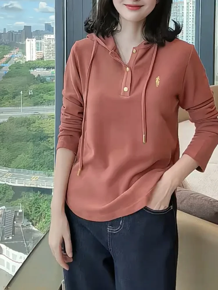 

Корейская вышитая толстовка-худи больших размеров, универсальная, стройнящая, омолаживающая, осенняя новинка, женская модная базовая одежда