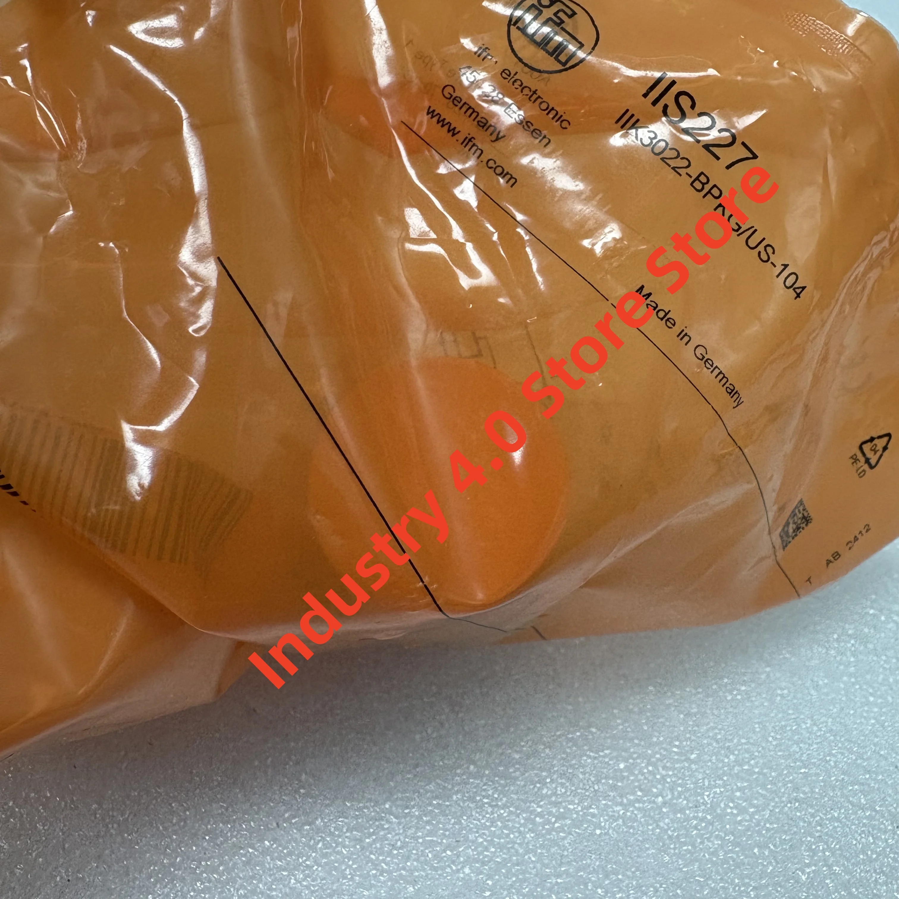 Nuevo sensor de proximidad original IIS227