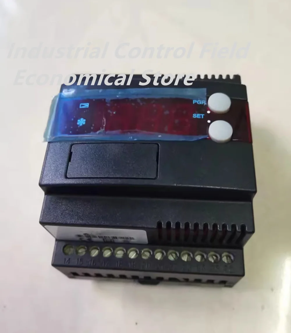 

EKC312 expansion valve controller 084B7250