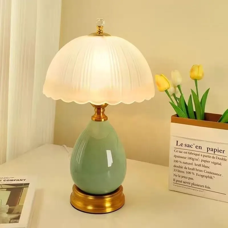 New Luxury Ceramic Table Lamp, American & Neo Chinese Style Bedside Light, Warm Decor Lamp for Bedroom Living Room Home Ornament