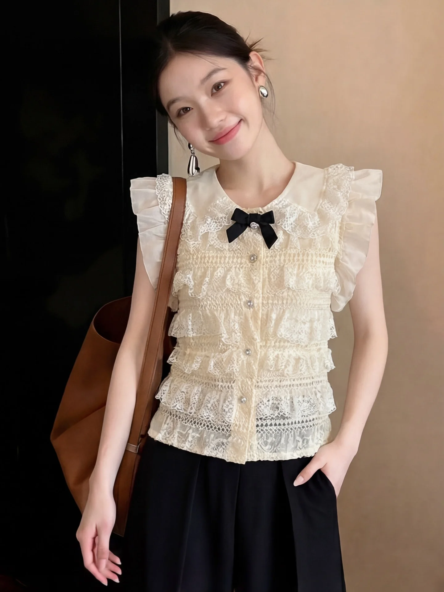 

Sweet Girl's Summer Shirt Lace Splice Knot Small Fly Sleeve Doll Collar Top Korean Style Commute Thin Fabric Blend