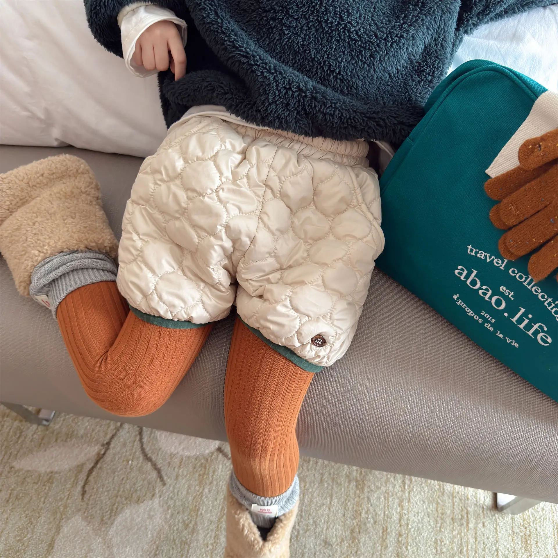 2026 Winter New Children Cotton Padded Shorts Fashion Versatile Girls Thick Warm Pants Kids Quilted Shorts Toddler Clothes