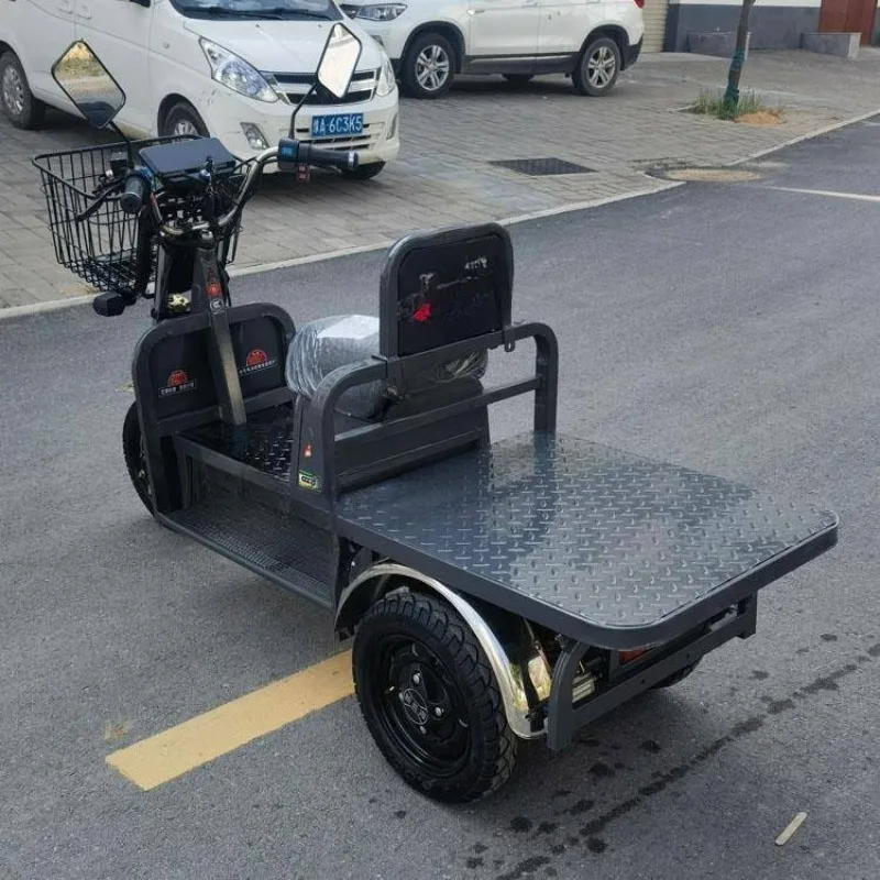 

long-distance running battery scooter, household agricultural truck, load king, pulling goods, cattle and horses