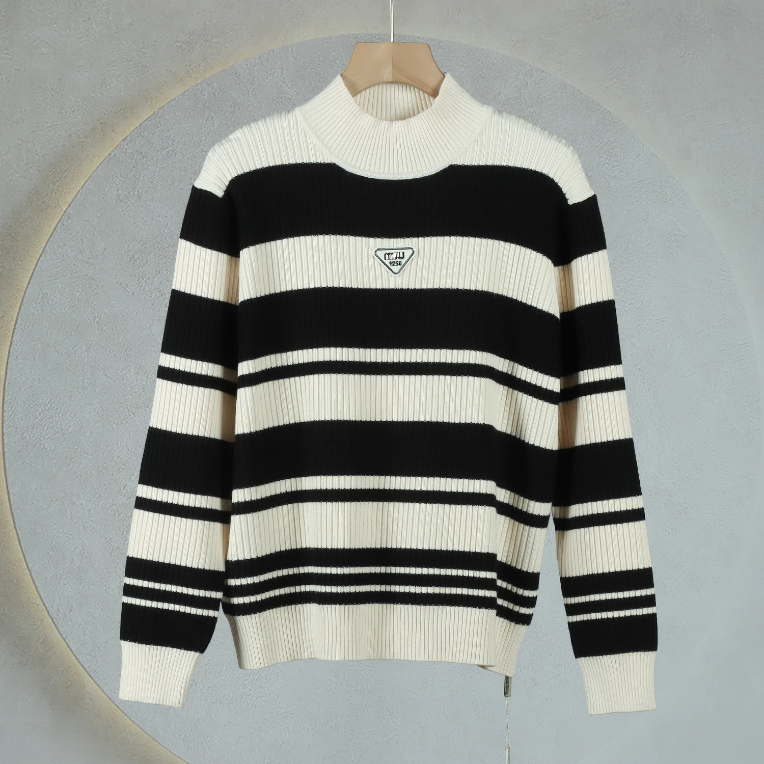 

Winter New Loose Slimming f High Ne Knitted Base Top Striped Color Blo Fce Women's Sweater Comfortable Innerwear