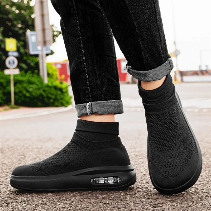 Men Slip-On Knitted Socks Sneakers Outdoor Casual Running Shoes Wide Toe Breathable Lightweight Lazy Shoes Easy Wear Sneakers