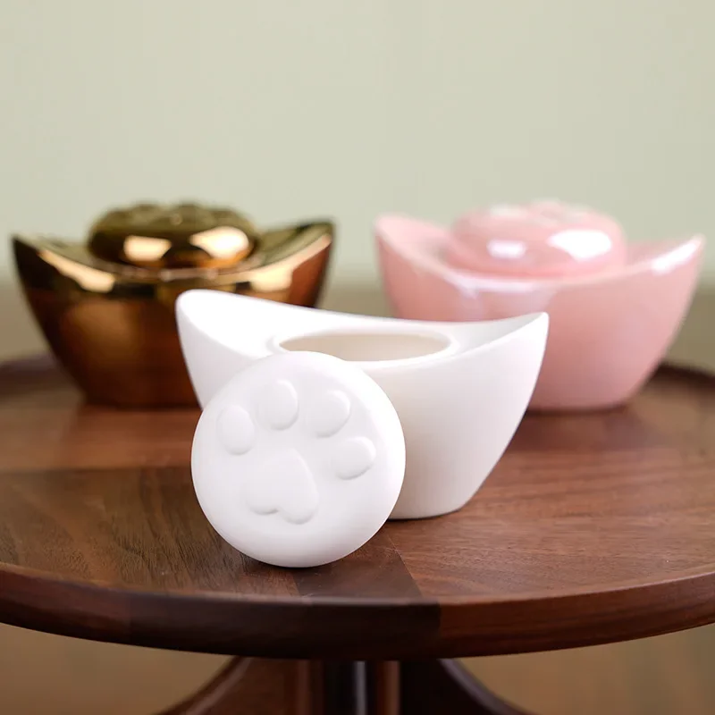 Gold Ingot Ceramic Pet Urn – Sealed Keepsake for Ashes, Memorial Container for Cats & Dogs, Heartfelt Tribute for Lost Pets