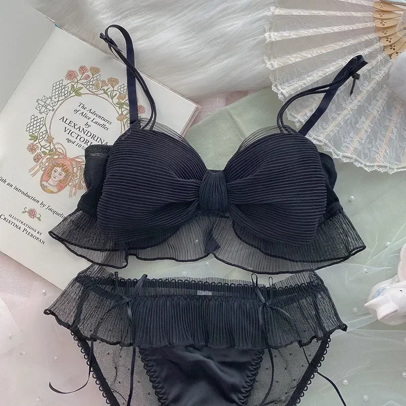 New Japanese Bras Lolita Girls Folds Bow Lovely Underwear Set Mesh Sweet Rimless Bra Comfortable Sweet Cute Bralette Sets