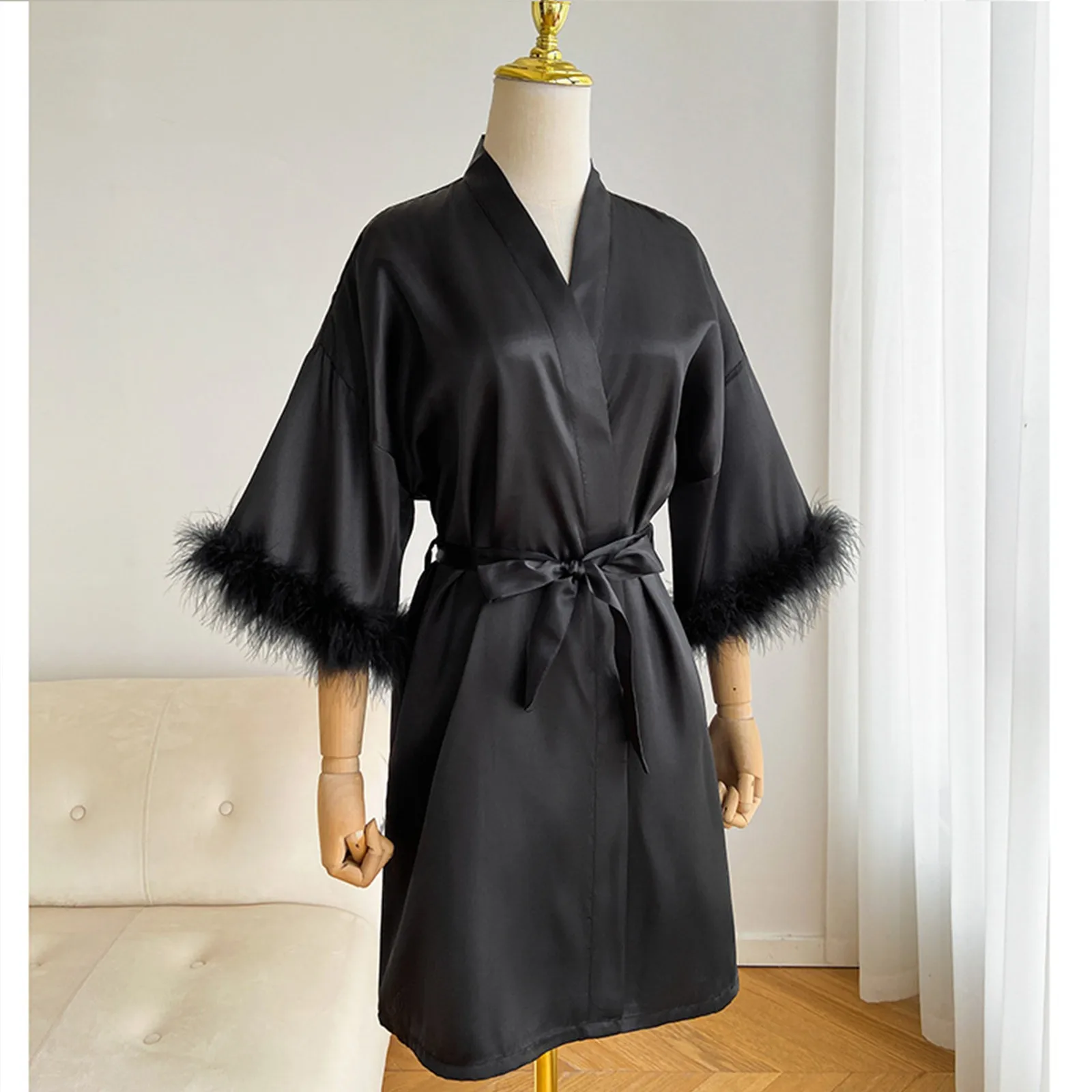 New Sexy Kimono Wedding Bride Morning Robe Silk Feathers Sleeve Pajamas Long Sleeved Outer Robe Seasons Wine Glass Pajamas