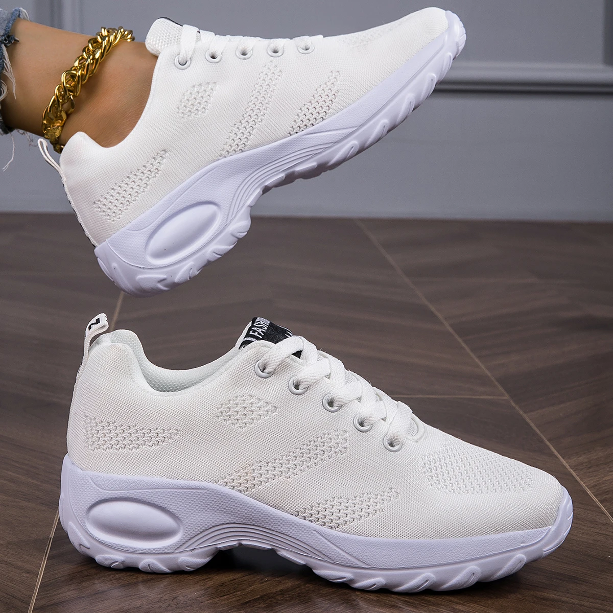 

2026 Spring New Mesh Breathable Running Shoes for Women, Soft Bottom Lightweight Casual Sports Shoes, Sizes 36-43