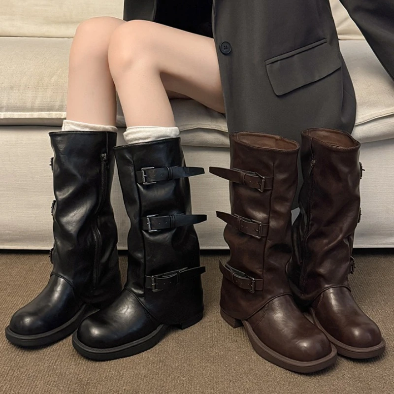 Botas de vaquero del oeste para mujer con hebilla de cinturón Vintage, botines largos de caballero de tacón bajo a la moda, botas de invierno femeninas