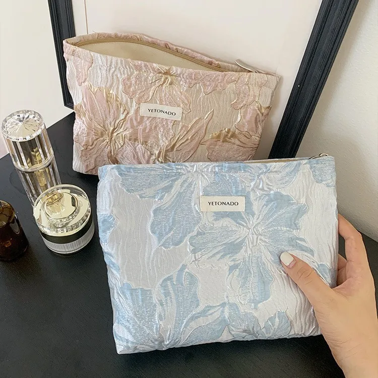 L/M/S Relief Jacquard Makeup Bags Women Cosmetic Bag Female Clutch Bag Toiletry Bag Makeup Pouch Travel Cosmetic Organizer