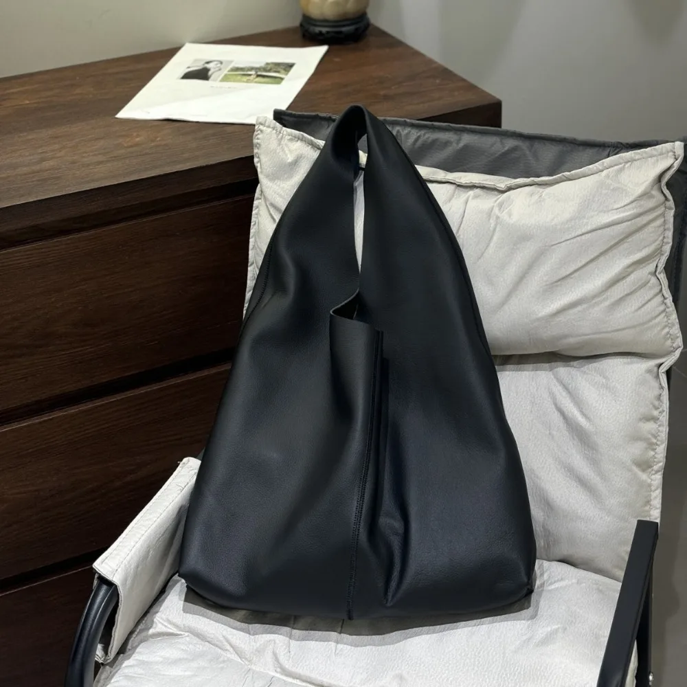 New Trend Triangle Large Capacity Tote Simple Loose Lazy Style Soft Cowhide Shoulder Unique Premium Simple Fashion Underarm Bag