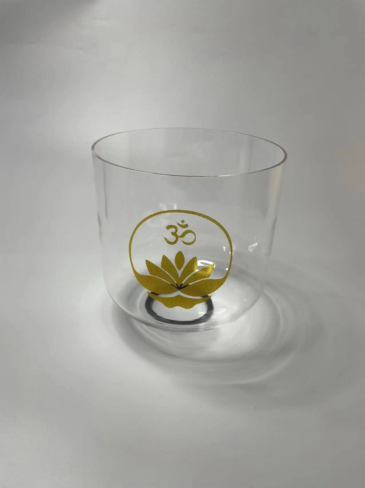 

1pcs 6-8inch Chakra OM Clear Color Crystal Singing Bowl For Healing With Free Mallet