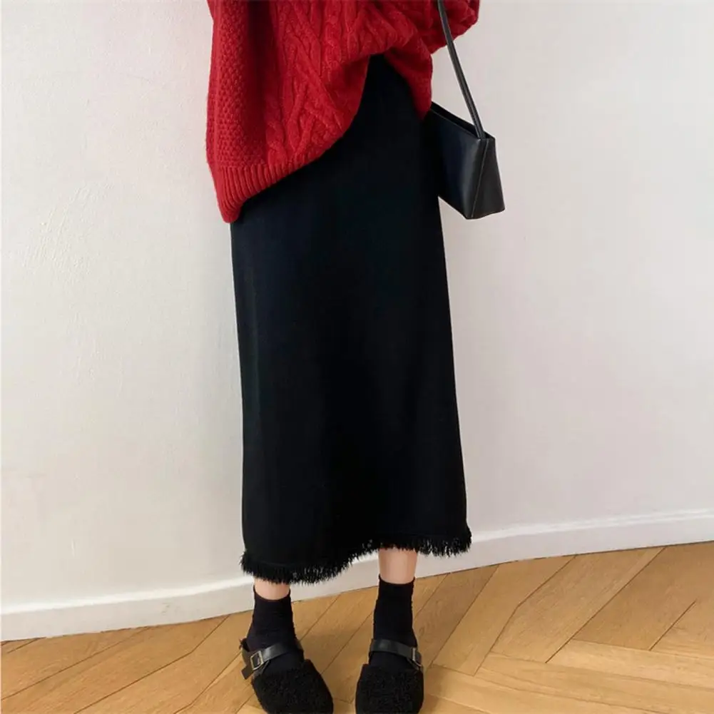 

Pleated Skirt High Waist Knitted Midi Skirt with Fringed Hem Slim Fit Women's Winter Warm Soft Sheath Skirt for Fall Mid-calf