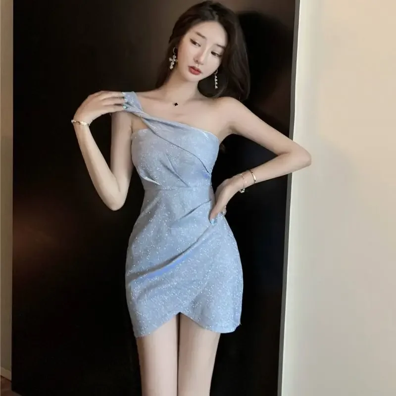 แน่นBodyconชุดผู้หญิงRhinestoneเลื่อมสั้นชุดผู้หญิงรัดตัวสายเสื้อผ้าคุณภาพสูงKpop Elegant