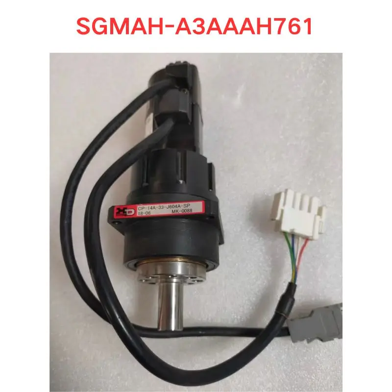 Used OEM disassembled parts SGMAH-A3AAAH761 electrical machinery Functional test OK