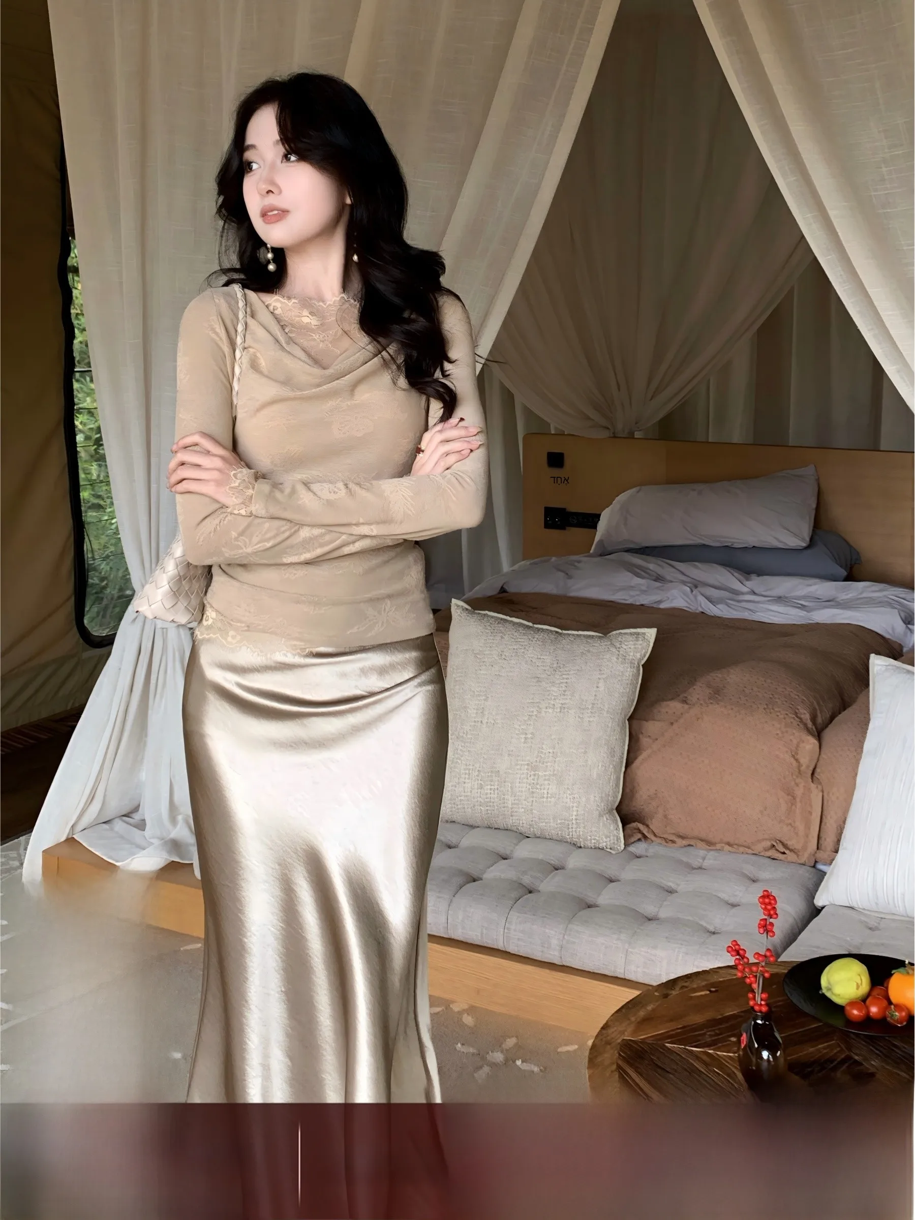 

Elegant High Waist Pleated Fish Tail Skirt Satin Fabric Women's Premium Style Half Body Skirt Slimming Versatile Skirt