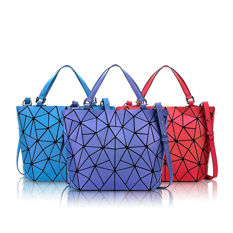 Luminous bao bag Sequins geometric bags for women 2020 Quilted Shoulder Bags Laser Plain Folding female Handbags bolsa feminina