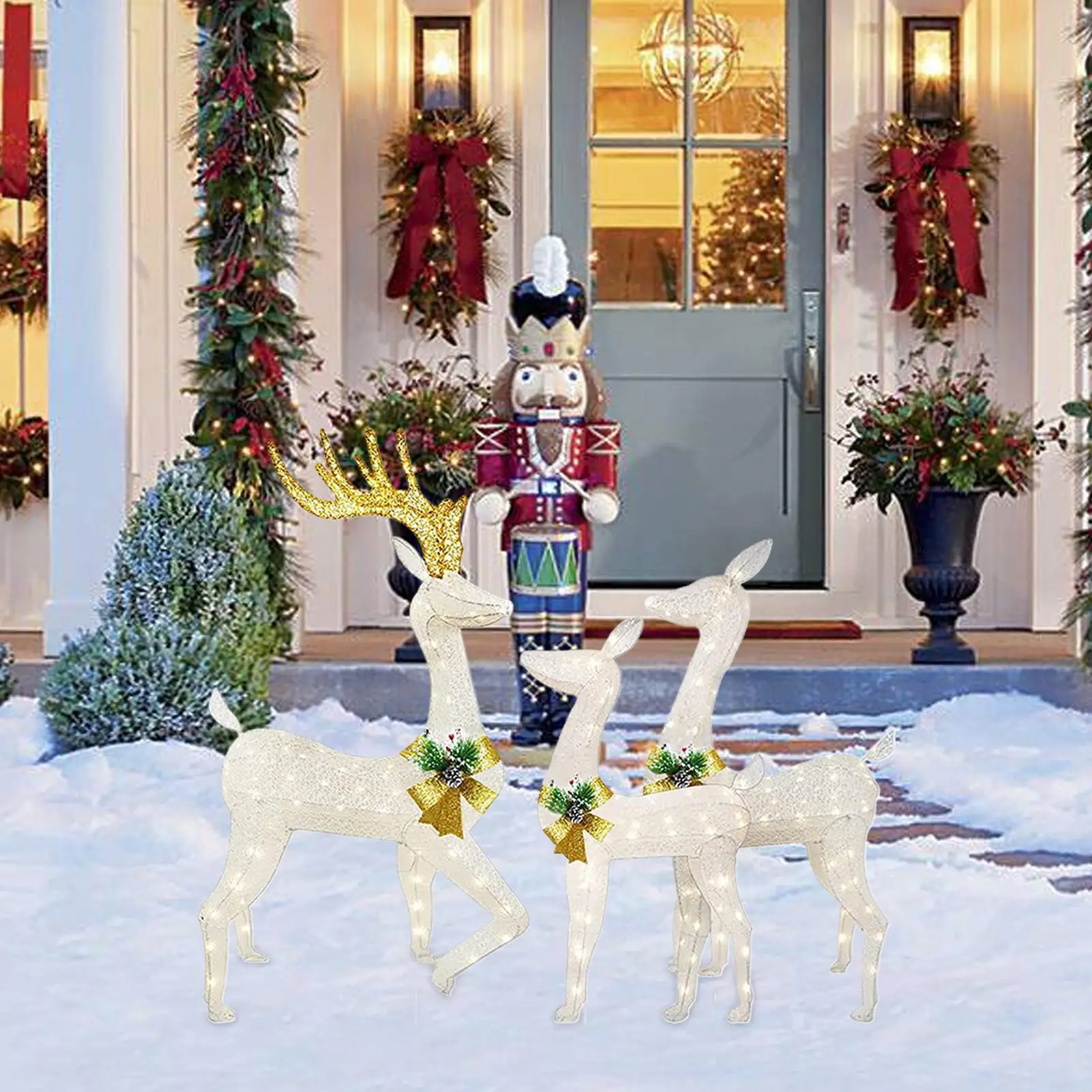 Christmas Reindeer Stake Light 3-Piece Seasonal Lighted Decor Light Up Reindeer Stake Decoration For Yard Garden Pathway Patio