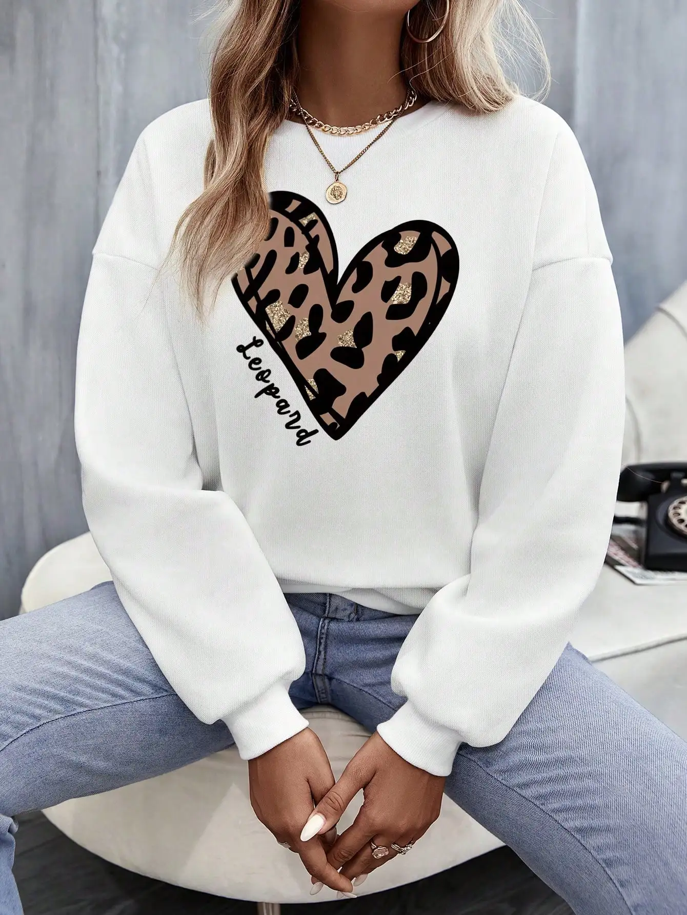 2024 new style casual versatile sweatshirt with love print on chest for women