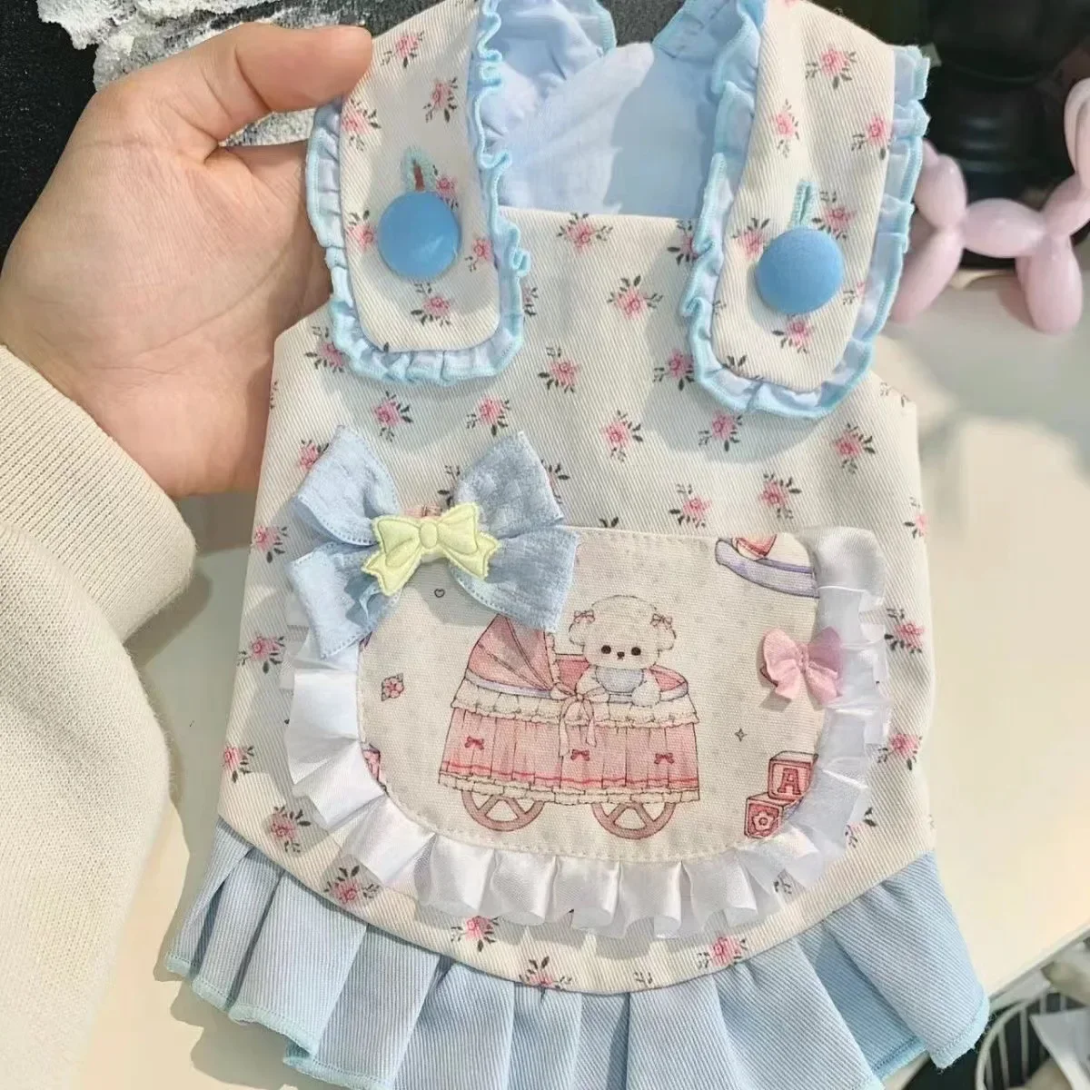 Ropa fina bonita para perros de primavera y verano con mangas voladoras, nueva falda de Yorkshire con lazo Floral para perros, ropa para cachorros y gatos de princesa