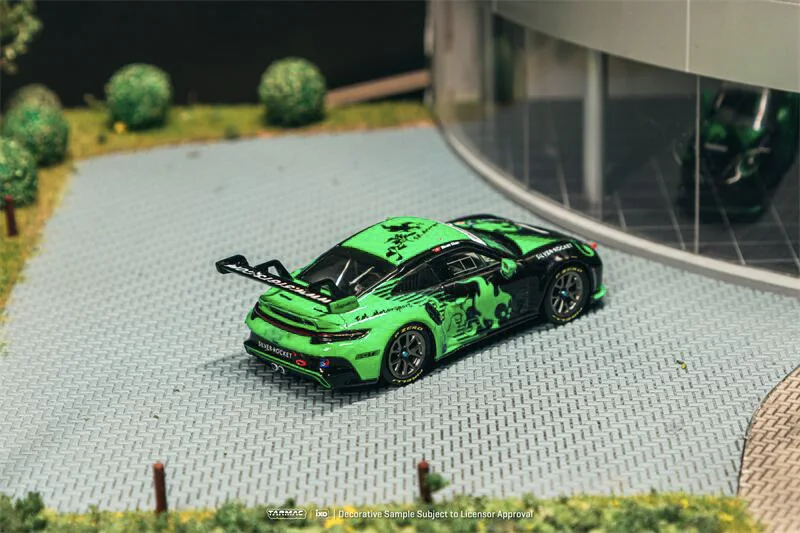 

Коллекционная модель автомобиля Tarmac Works 1:64 GT3 Cup Motorsport/Hiace Widebody/FIAT 131/RWB 993 из сплава