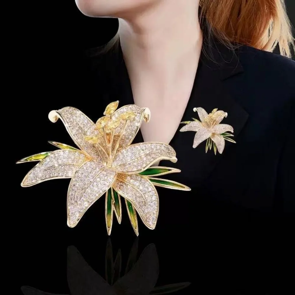 Broche de flor de perla de corazón de amor de lujo para mujer, Pin de ramillete de aleación, alfileres de flor de tulipán, joyería elegante para boda, accesorios para traje de fiesta