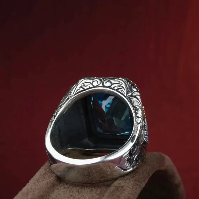 European and American fashion retro ethnic wind pattern sea blue zircon inlaid personalized business men\'s ring