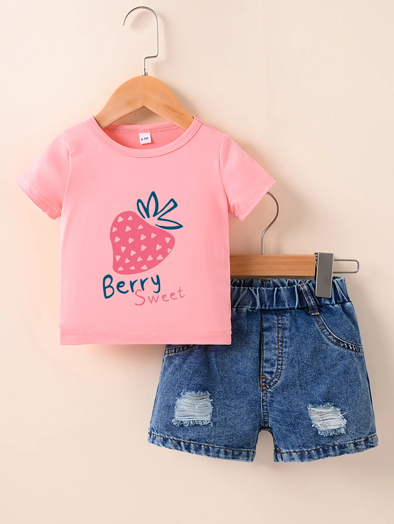 New Boys and Girls Short sleeved Pink T-shirt Round Neck Pullover+Denim shorts set