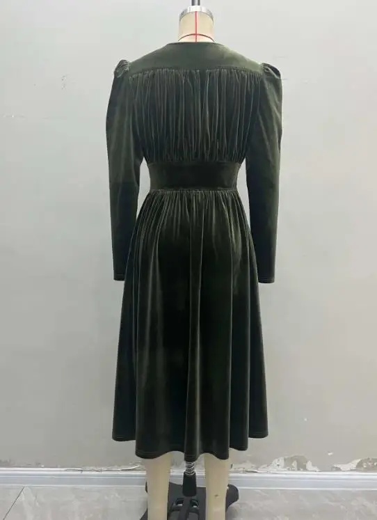 Women's Dresses 2026 New Autumn and Winter Hot Selling Y2K Elegant Style Long Sleeved Velvet V-Neck Slimming Fashionable Dress