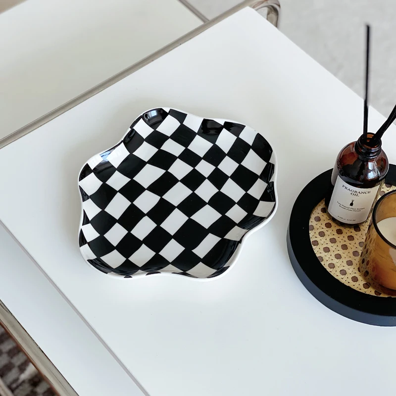 European Chessboard Ceramic Plate Black and White Checkered Irregular Tableware Dinner Plate Dinner Set Plates and Dishes