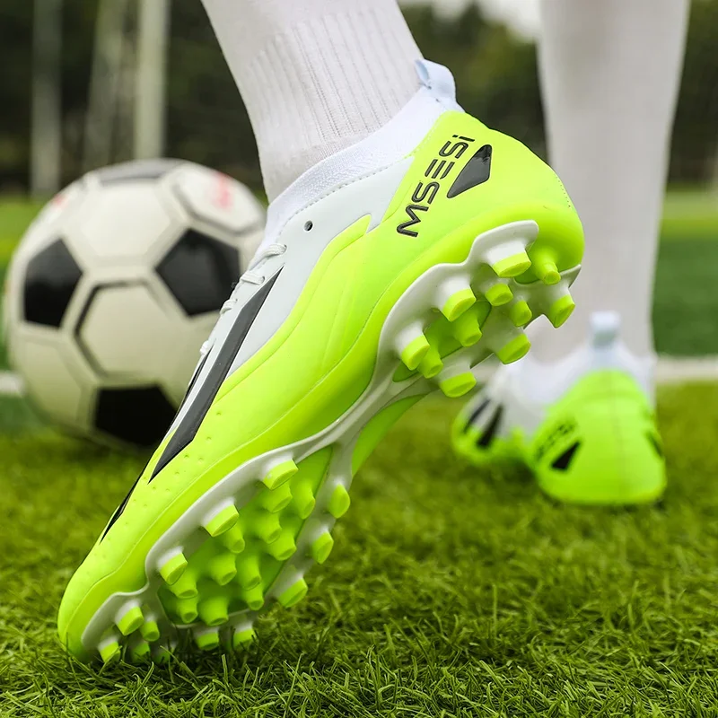 Men Soccer Shoes Indoor Fast Futsal Society Sports Football Field Boots Original Professional Sports Football Cleats Shoes