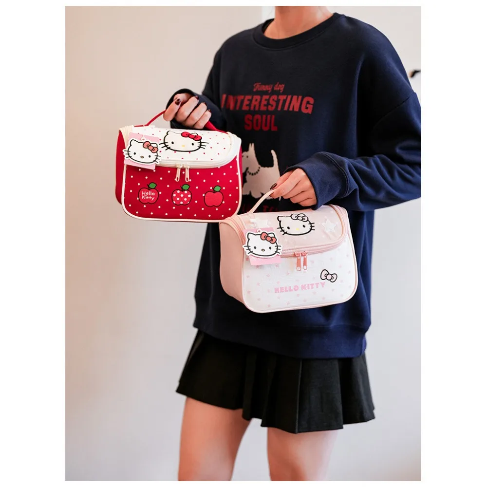 Highly attractive, large-capacity Hello Kitty apple print makeup bag, durable, suitable for travel and business trips, portable