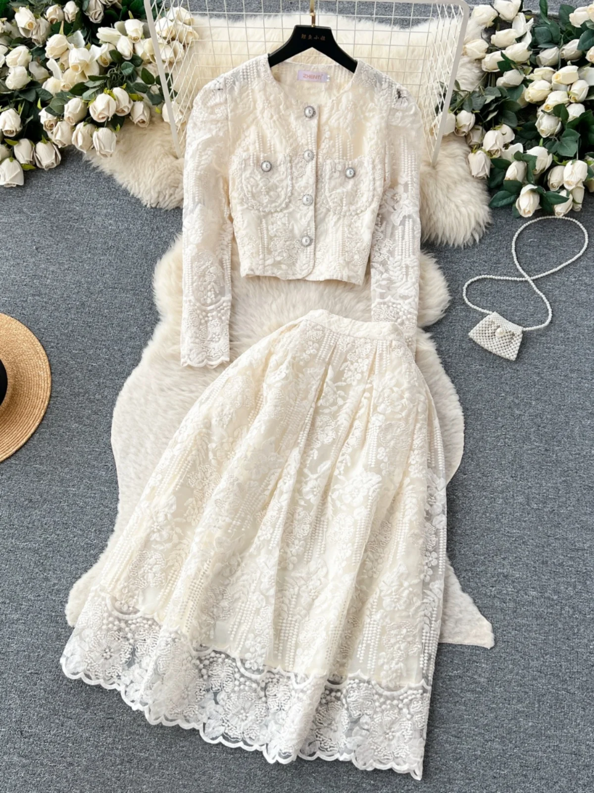 Sweet Girl Two-Piece Suit Women's Short Round Neck Puff Sleeve Lace Top and High Waist Big Swing Skirt Women's Autumn Clothing