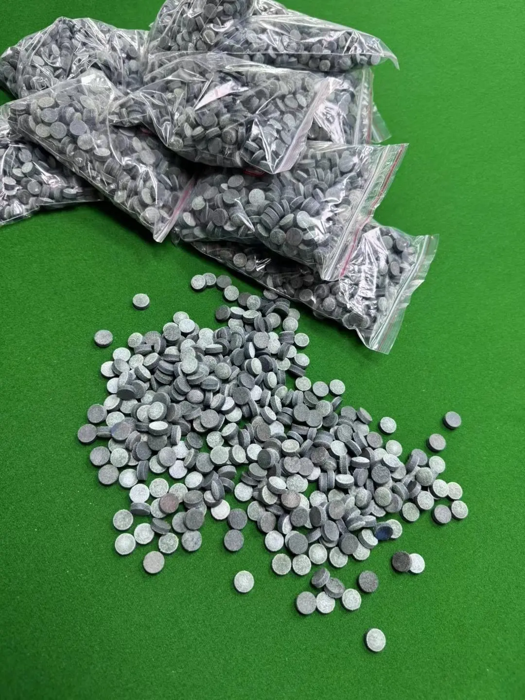 

Cost Effective 100pcs/bag Two layers thick 10.5mm/11.5mm Tip cow leather Material Billiard Snooker Cue Tip