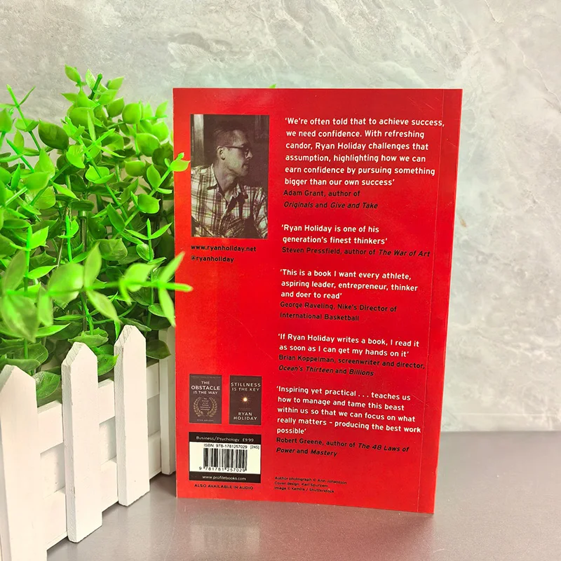 النسخة الإنجليزية Ego is the Enemy Ryan Holid الكتب الإنجليزية Libros Livros #4