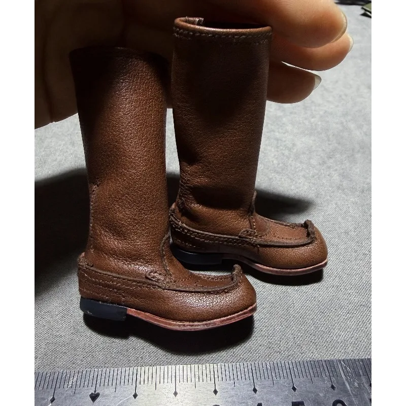 

Модель немецких военных ботинок времен Второй мировой войны в масштабе 1/6, средние ботинки из искусственной кожи, декоративный элемент для 12-дюймовых мужских фигурок солдат.