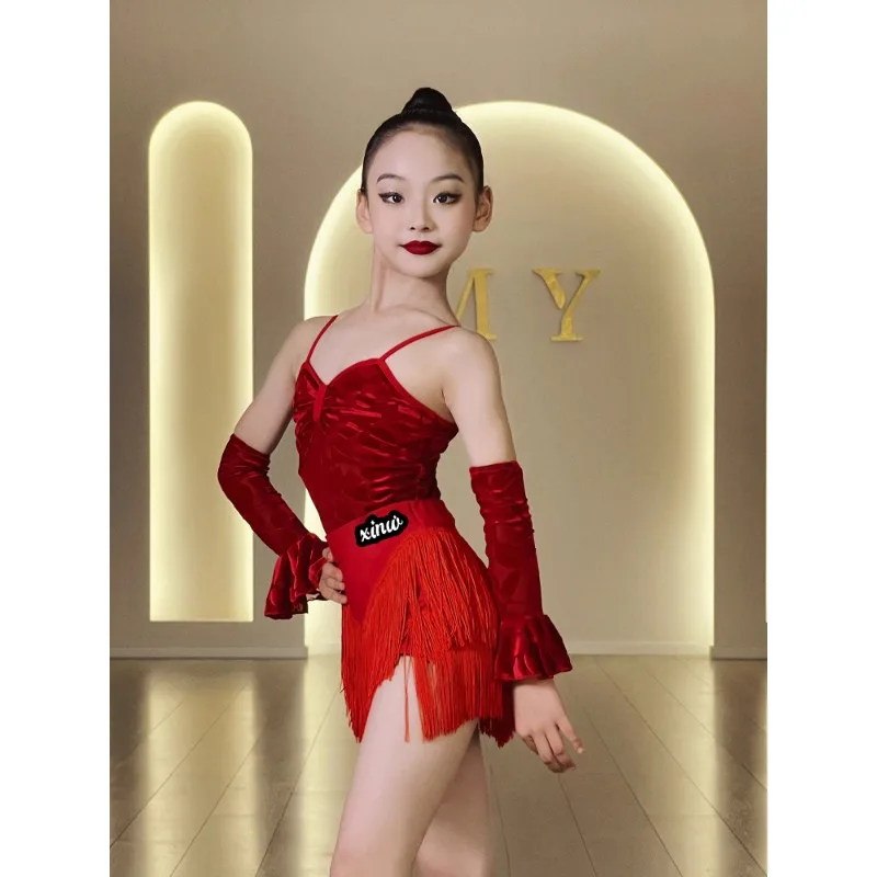 Maßgeschneidertes lateinamerikanisches Tanzkleid für Mädchen, professionelles Performance-Kostüm, Hosenträger, Quastenrock, Übungskleidung, rotes Set für Kinder